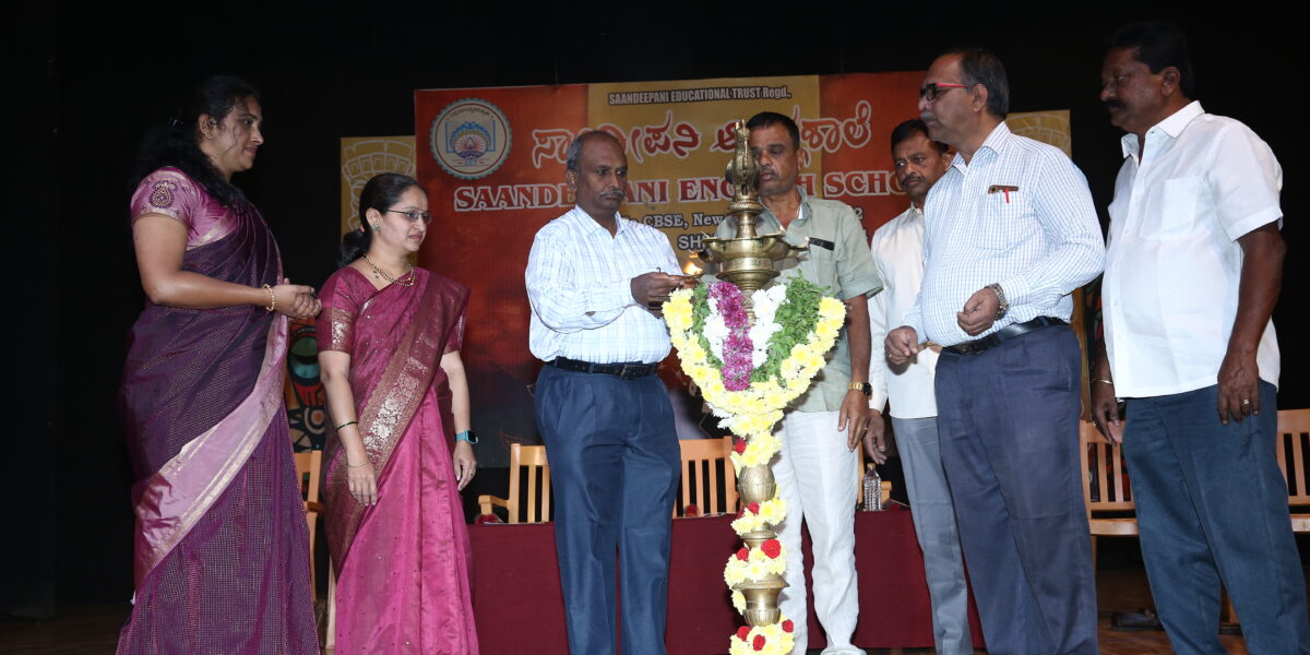 Annual day celebration in Saandeepani English School